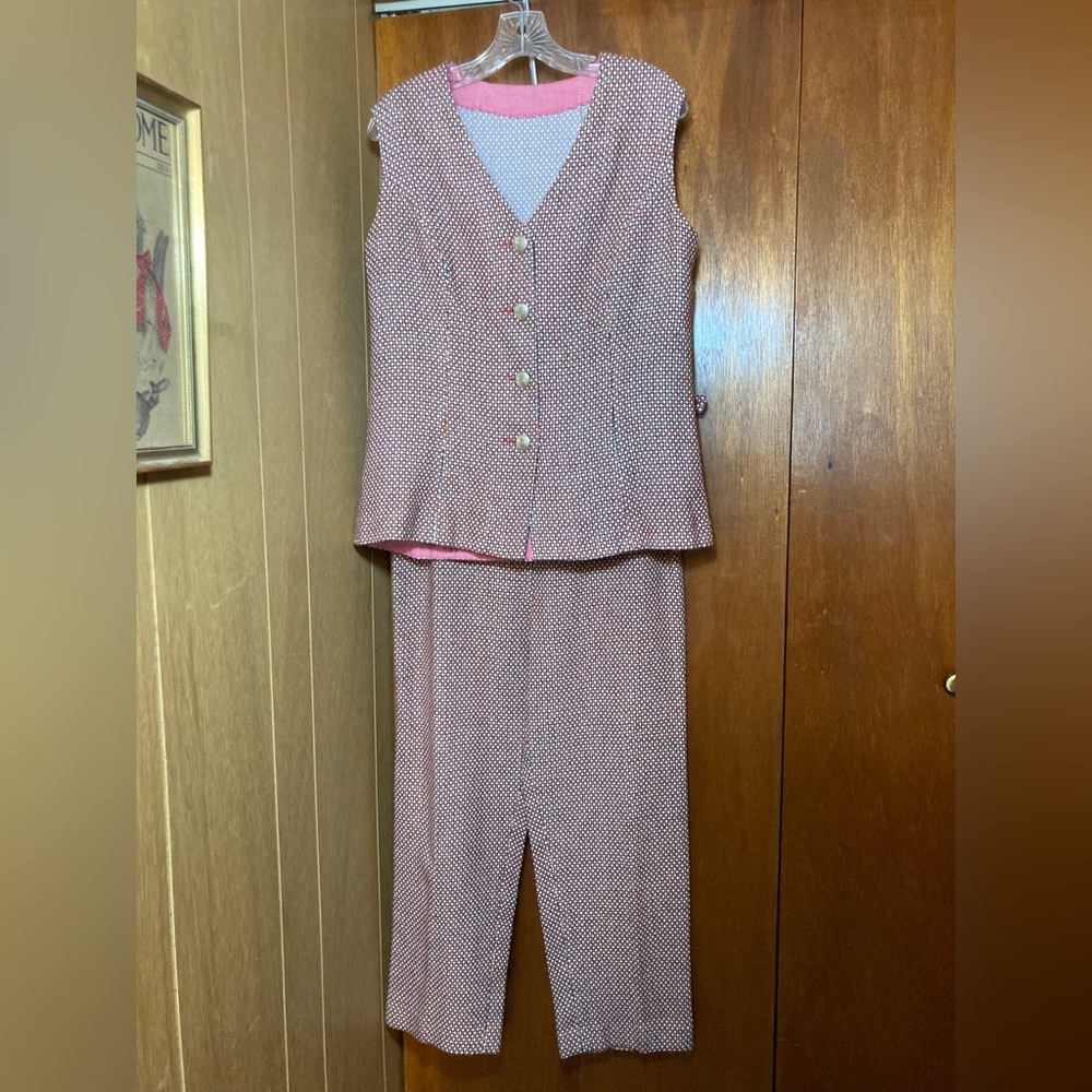 Groovy Vintage Women’s Pantsuit